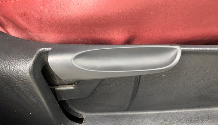 2018 Skoda Rapid AMBITION 1.5 TDI, Diesel, Manual, 75,807 km, Driver Side Adjustment Panel