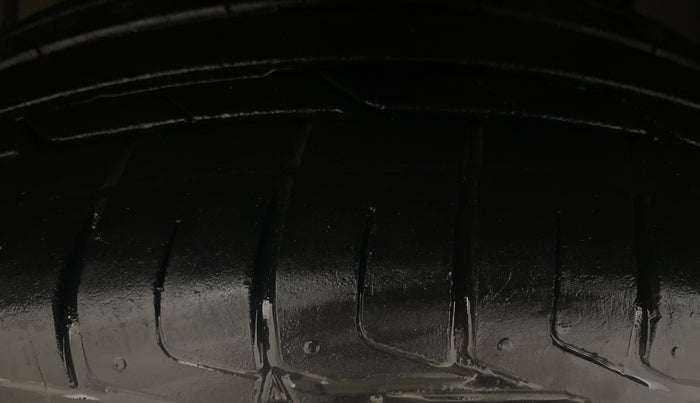 2021 Tata NEXON XZA PLUS SUNROOF PETROL, Petrol, Automatic, 38,288 km, Left Front Tyre Tread