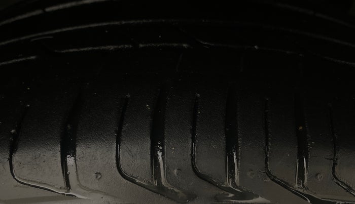 2021 Tata NEXON XZA PLUS SUNROOF PETROL, Petrol, Automatic, 38,288 km, Right Front Tyre Tread