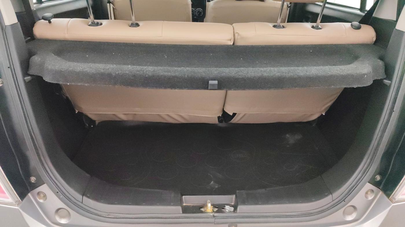 2018 Maruti Wagon R 1.0 VXI+ AMT, Petrol, Automatic, 21,812 km, Boot Inside