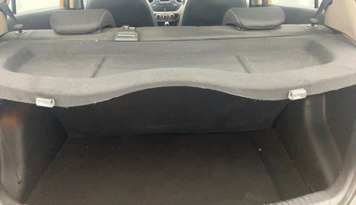 2015 Hyundai Grand i10 ASTA AT 1.2 KAPPA VTVT, Petrol, Automatic, 39,713 km, Boot Inside