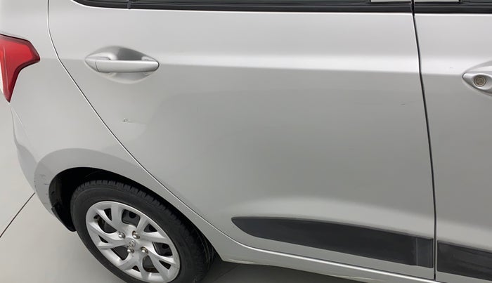 2017 Hyundai Grand i10 SPORTZ (O) 1.2 KAPPA VTVT, Petrol, Manual, 48,144 km, Right rear door - Minor scratches