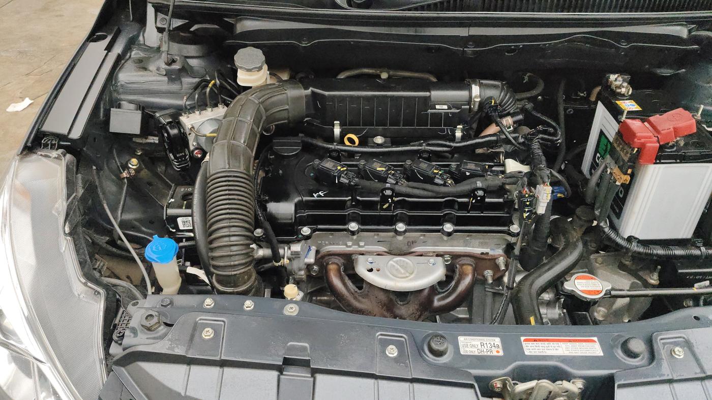 2022 Maruti Ciaz SIGMA 1.5 SHVS MT  PETROL, Petrol, Manual, 33,525 km, Engine View - Right