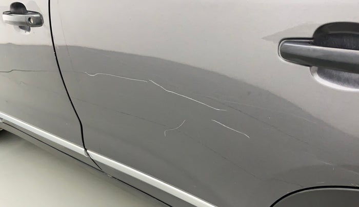2018 Maruti Vitara Brezza LDI, Diesel, Manual, 89,047 km, Rear left door - Minor scratches