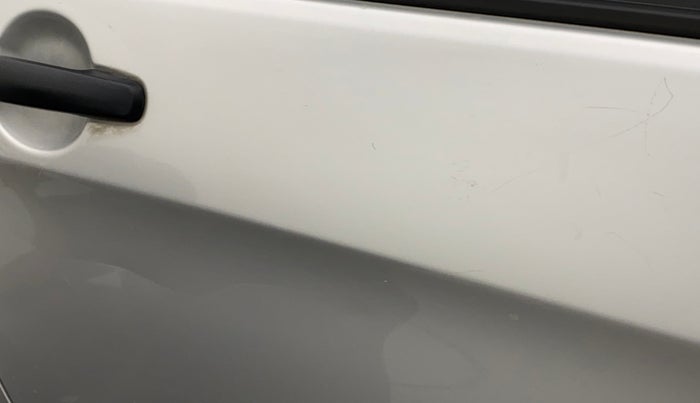2014 Maruti Celerio VXI, Petrol, Manual, 33,295 km, Right rear door - Slightly dented