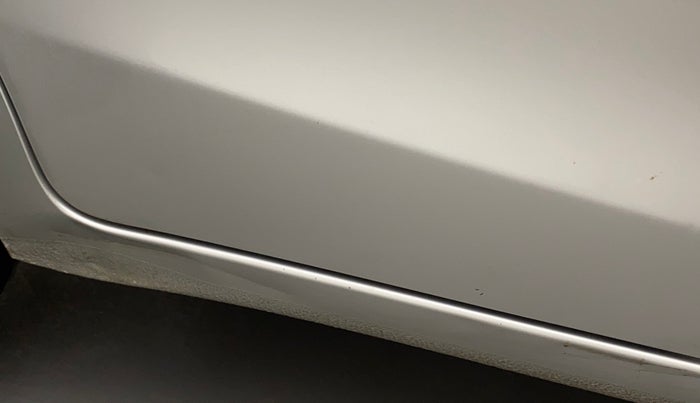 2014 Maruti Celerio VXI, Petrol, Manual, 33,295 km, Right running board - Slightly dented
