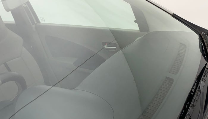 2014 Maruti Celerio VXI, Petrol, Manual, 33,295 km, Front windshield - Minor spot on windshield