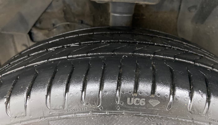 2020 Maruti Vitara Brezza ZXI AT SHVS, Petrol, Automatic, 24,458 km, Left Front Tyre Tread