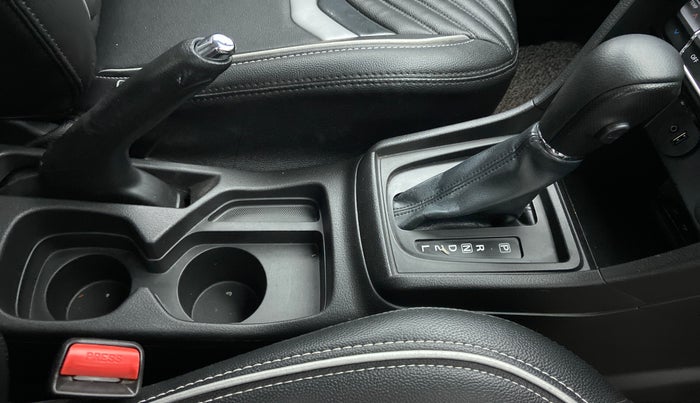 2020 Maruti Vitara Brezza ZXI AT SHVS, Petrol, Automatic, 24,458 km, Gear Lever