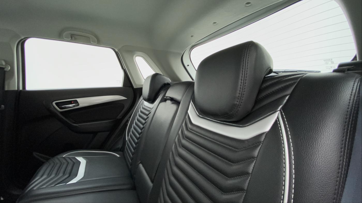 2020 Maruti Vitara Brezza ZXI AT SHVS, Petrol, Automatic, 24,458 km, Right Side Rear Door Cabin
