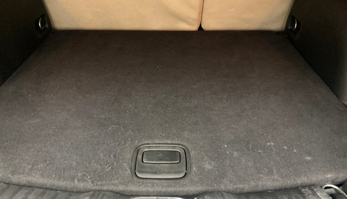 2019 Jeep Compass LONGITUDE (O) 1.4 PETROL AT, Petrol, Automatic, 76,086 km, Boot Inside