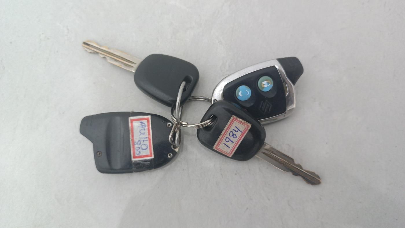 2015 Maruti Alto K10 VXI AMT, Petrol, Automatic, 72,374 km, Key Close Up