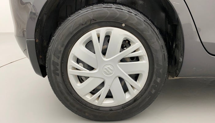 2017 Maruti Swift VDI, Diesel, Manual, 81,400 km, Right Rear Wheel