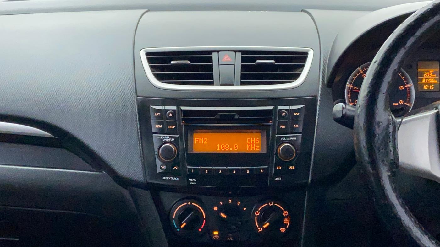 2017 Maruti Swift VDI, Diesel, Manual, 81,400 km, Air Conditioner