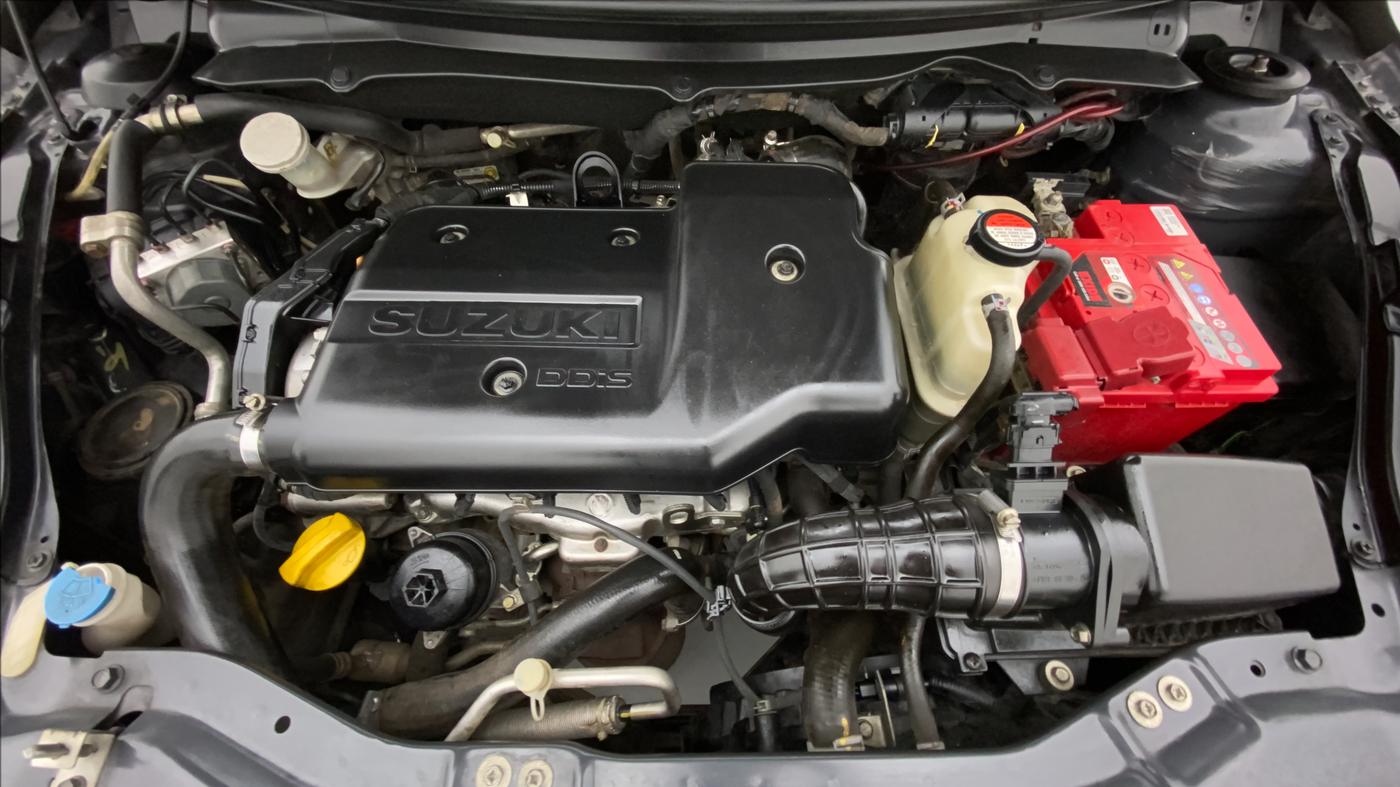 2017 Maruti Swift VDI, Diesel, Manual, 81,400 km, Open Bonet