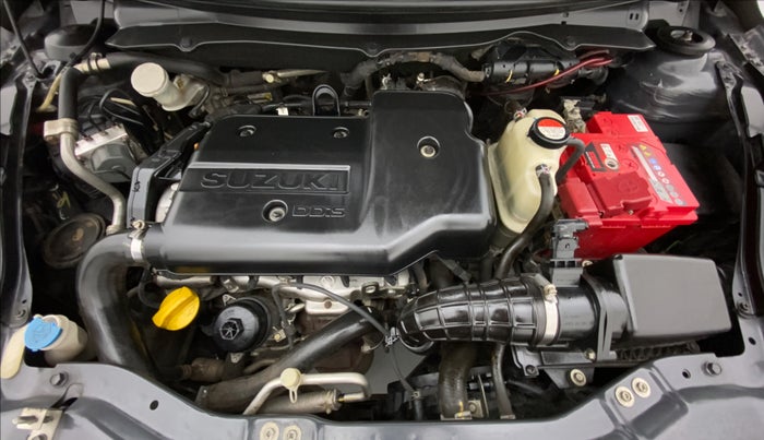 2017 Maruti Swift VDI, Diesel, Manual, 81,400 km, Open Bonet