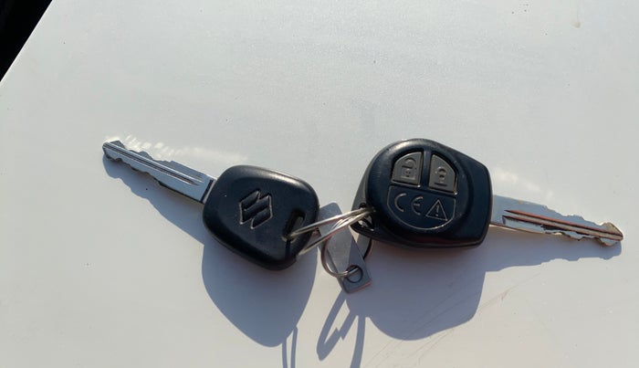 2018 Maruti Celerio ZXI, Petrol, Manual, 71,701 km, Key Close Up