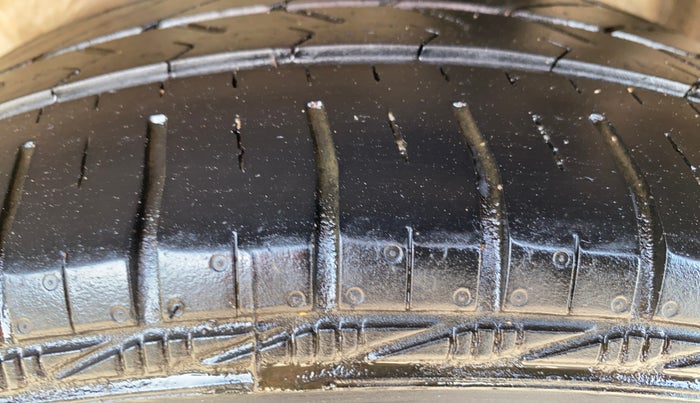 2018 Maruti Celerio ZXI, Petrol, Manual, 71,701 km, Left Rear Tyre Tread