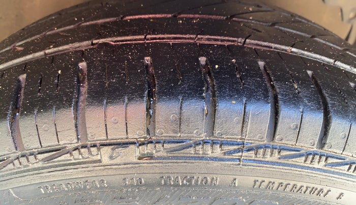 2018 Maruti Celerio ZXI, Petrol, Manual, 71,701 km, Right Front Tyre Tread