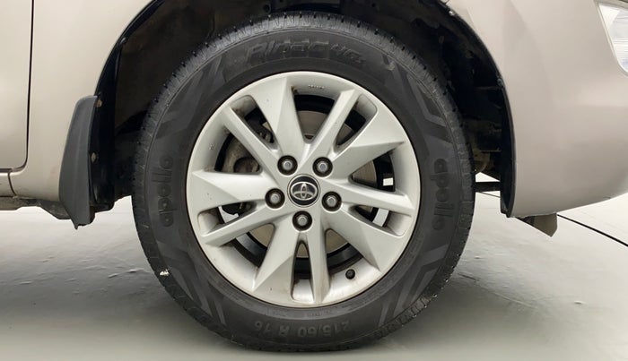 2018 Toyota Innova Crysta 2.4 VX 7 STR, Diesel, Manual, 1,00,065 km, Right Front Wheel