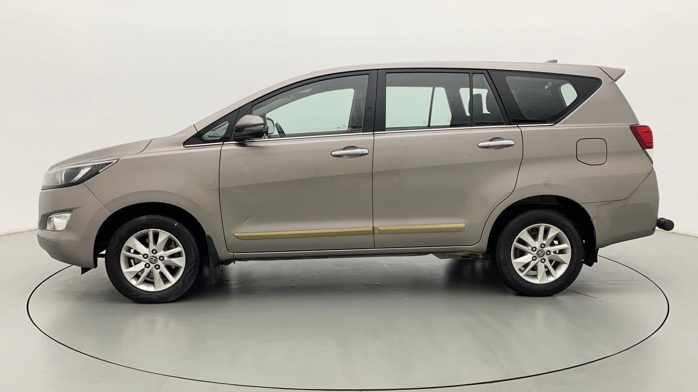 2018 Toyota Innova Crysta 2.4 VX 7 STR, Diesel, Manual, 1,00,065 km, Left Side
