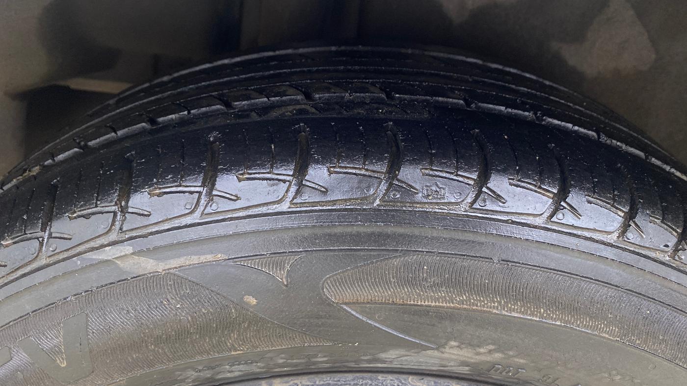 2016 Maruti Ciaz VXI+, Petrol, Manual, 75,442 km, Right Rear Tyre Tread