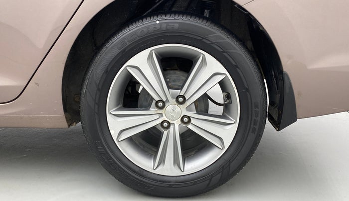 2018 Hyundai Verna 1.6 VTVT SX O, Petrol, Manual, 59,910 km, Left Rear Wheel