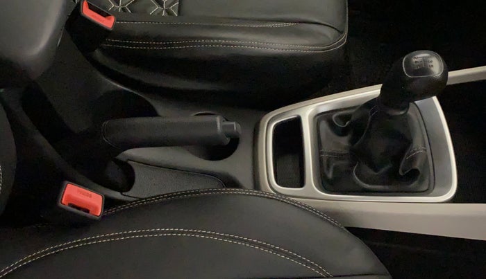 2022 Hyundai VENUE S 1.2, Petrol, Manual, 11,694 km, Gear Lever