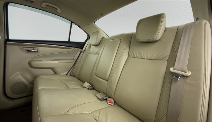 2019 Maruti Ciaz ALPHA 1.3 DDIS SHVS, Diesel, Manual, 36,409 km, Right Side Rear Door Cabin