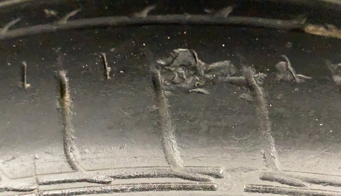 2022 Tata TIAGO NRG XZ AMT, Petrol, Automatic, 39,806 km, Right Front Tyre Tread