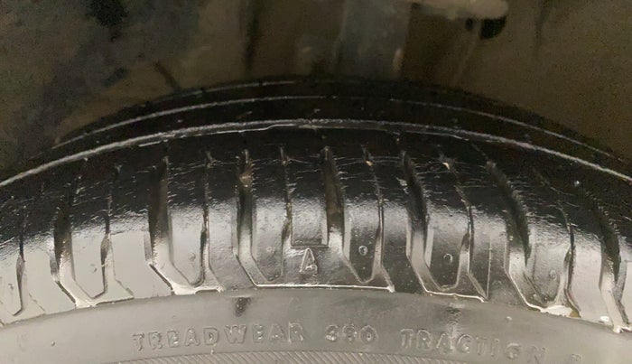 2018 Maruti Dzire ZXI AMT, Petrol, Automatic, 61,757 km, Left Front Tyre Tread