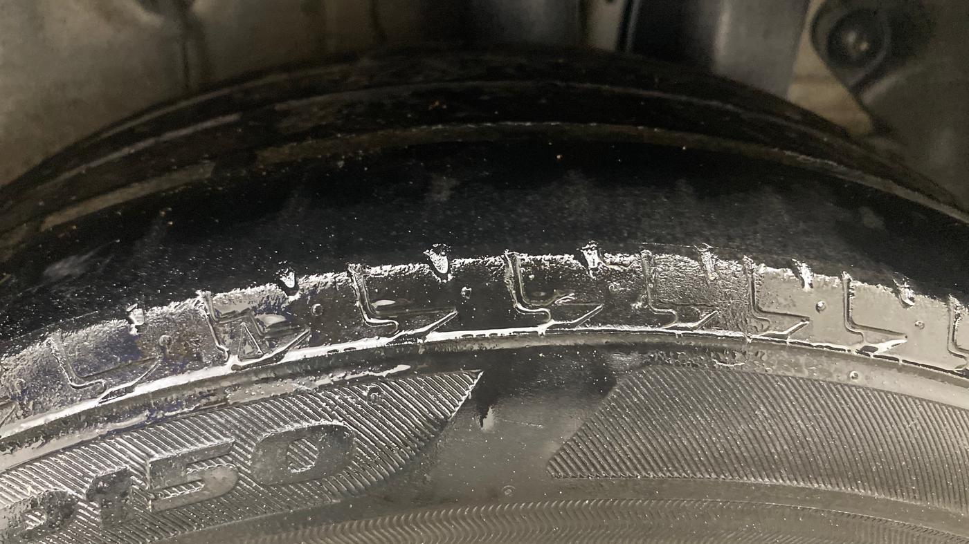 2019 Hyundai Elite i20 MAGNA PLUS 1.2, Petrol, Manual, 68,459 km, Left Front Tyre Tread