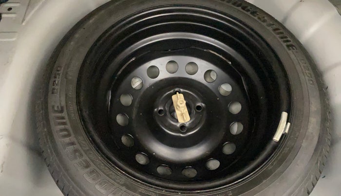 2016 Hyundai Verna FLUIDIC 1.6 CRDI SX AT 4S, Diesel, Automatic, 1,26,756 km, Spare Tyre