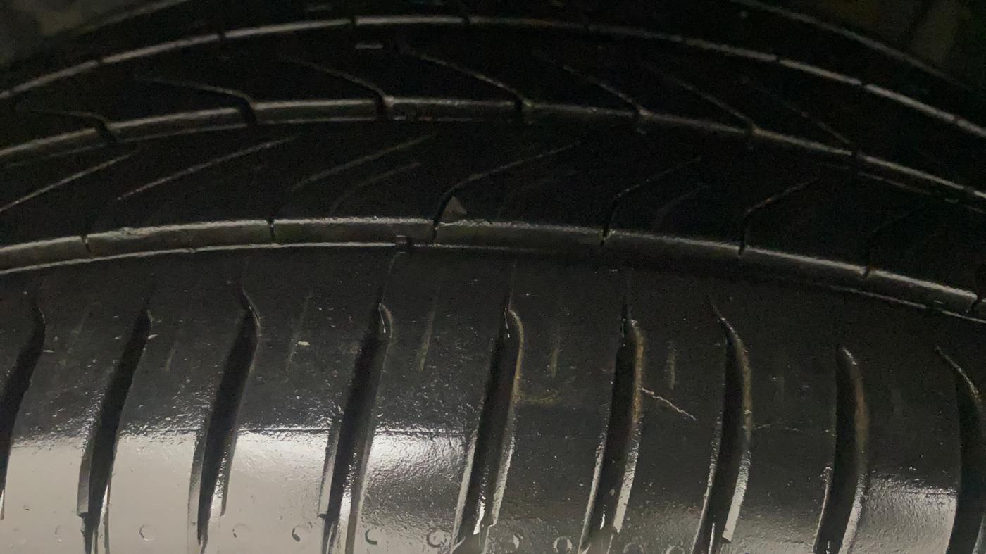 2022 Maruti S Cross ZETA 1.5, Petrol, Manual, 13,511 km, Left Front Tyre Tread