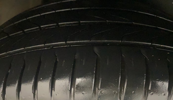 2022 Maruti S Cross ZETA 1.5, Petrol, Manual, 13,511 km, Right Rear Tyre Tread