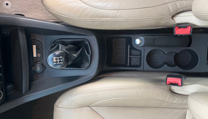 2017 Ford Figo Aspire TITANIUM1.5 DIESEL, Diesel, Manual, 63,512 km, Gear Lever