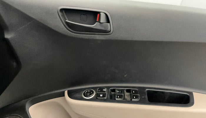 2015 Hyundai Grand i10 MAGNA 1.2 KAPPA VTVT, Petrol, Manual, 15,790 km, Driver Side Door Panels Control