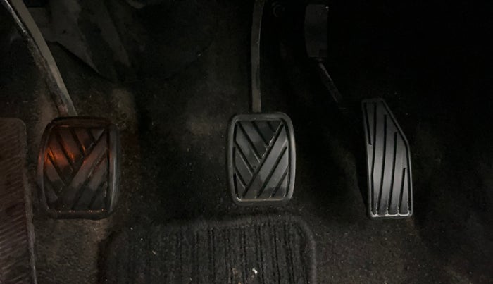 2018 Maruti Baleno ZETA PETROL 1.2, Petrol, Manual, 61,284 km, Pedals