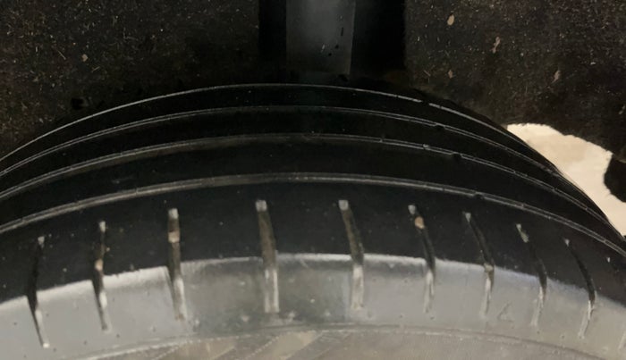 2018 Maruti Baleno ZETA PETROL 1.2, Petrol, Manual, 61,284 km, Left Rear Tyre Tread