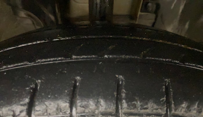 2016 Renault Kwid RXT 0.8, Petrol, Manual, 43,872 km, Right Front Tyre Tread