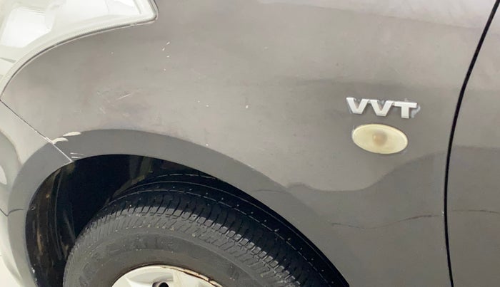 2015 Maruti Swift LXI (O), Petrol, Manual, 67,718 km, Left fender - Minor scratches