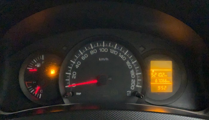 2015 Maruti Swift LXI (O), Petrol, Manual, 67,718 km, Odometer Image