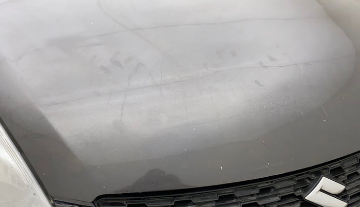 2015 Maruti Swift LXI (O), Petrol, Manual, 67,718 km, Bonnet (hood) - Minor scratches