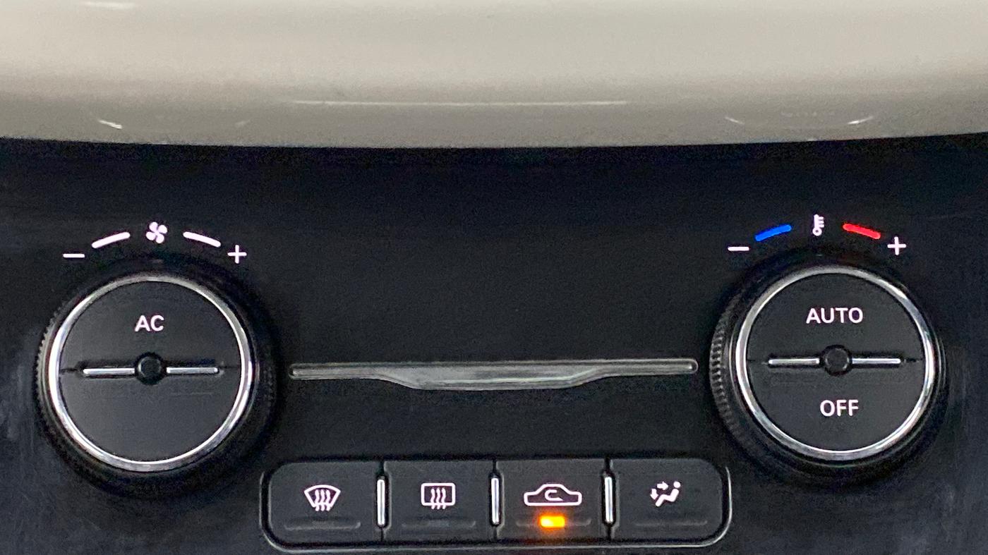 2020 Tata NEXON XZ+ 1.5, Diesel, Manual, 37,643 km, Automatic Climate Control