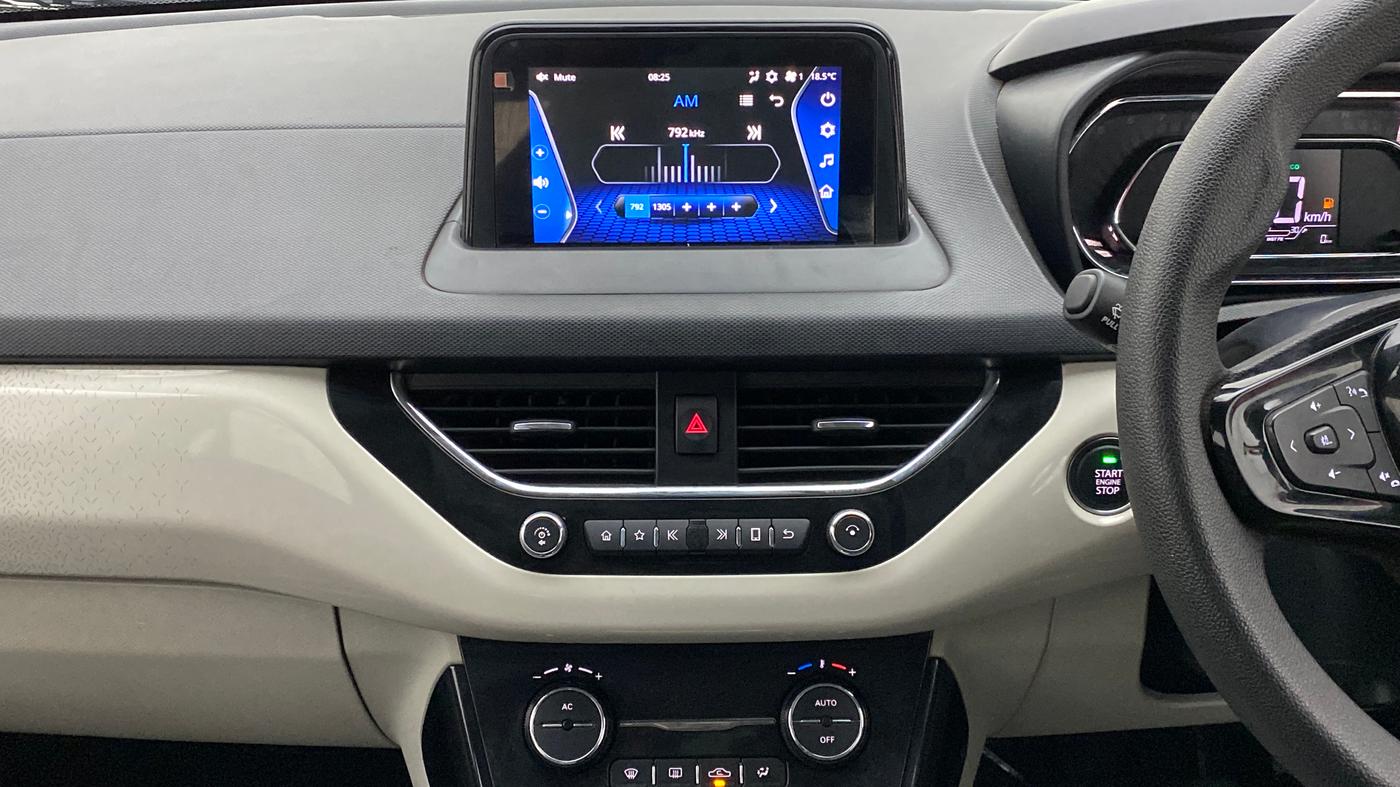 2020 Tata NEXON XZ+ 1.5, Diesel, Manual, 37,643 km, Air Conditioner