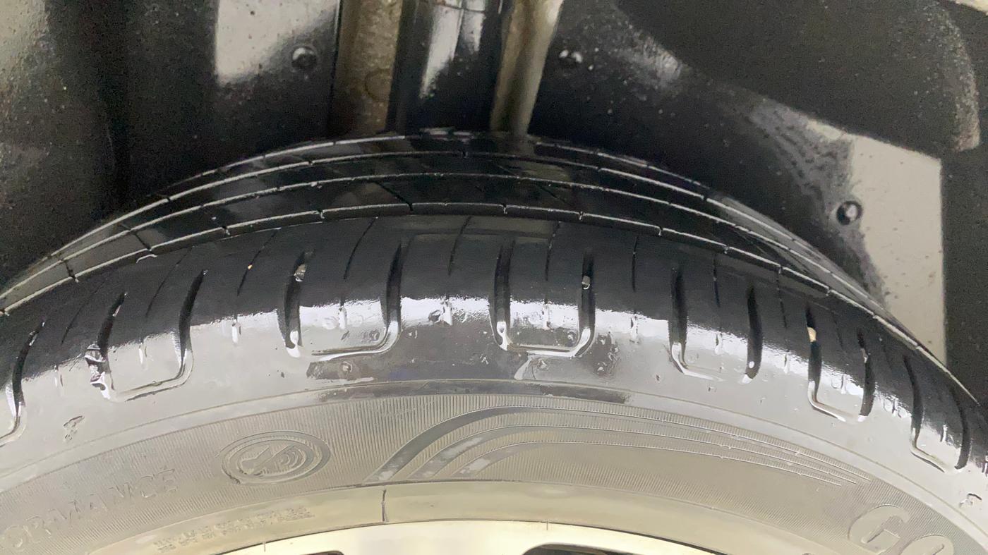 2021 MG HECTOR SHARP 1.5 DCT PETROL, Petrol, Automatic, 36,335 km, Right Rear Tyre Tread