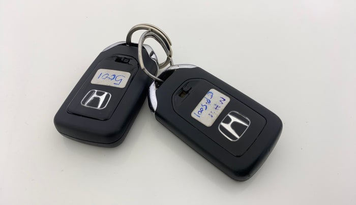 2016 Honda City 1.5L I-VTEC VX, Petrol, Manual, 74,515 km, Key Close Up