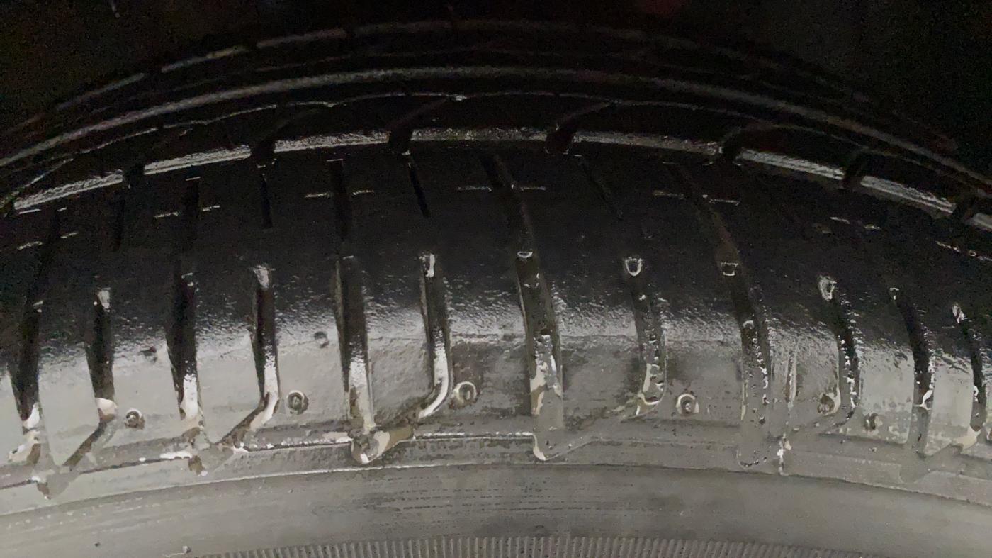 2019 Hyundai Verna 1.6 VTVT SX (O) AT, Petrol, Automatic, 55,150 km, Left Front Tyre Tread