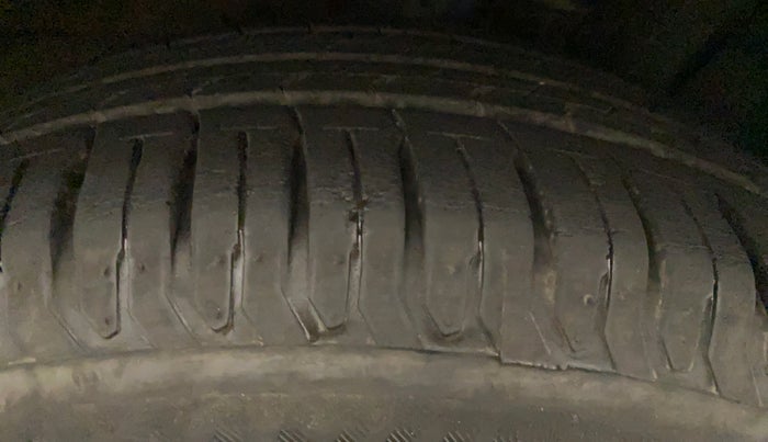 2020 Hyundai Verna SX 1.5 VTVT IVT, Petrol, Automatic, 10,815 km, Right Rear Tyre Tread