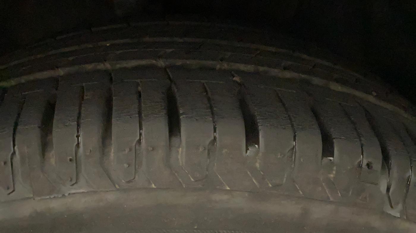 2020 Hyundai Verna SX 1.5 VTVT IVT, Petrol, Automatic, 10,815 km, Right Front Tyre Tread